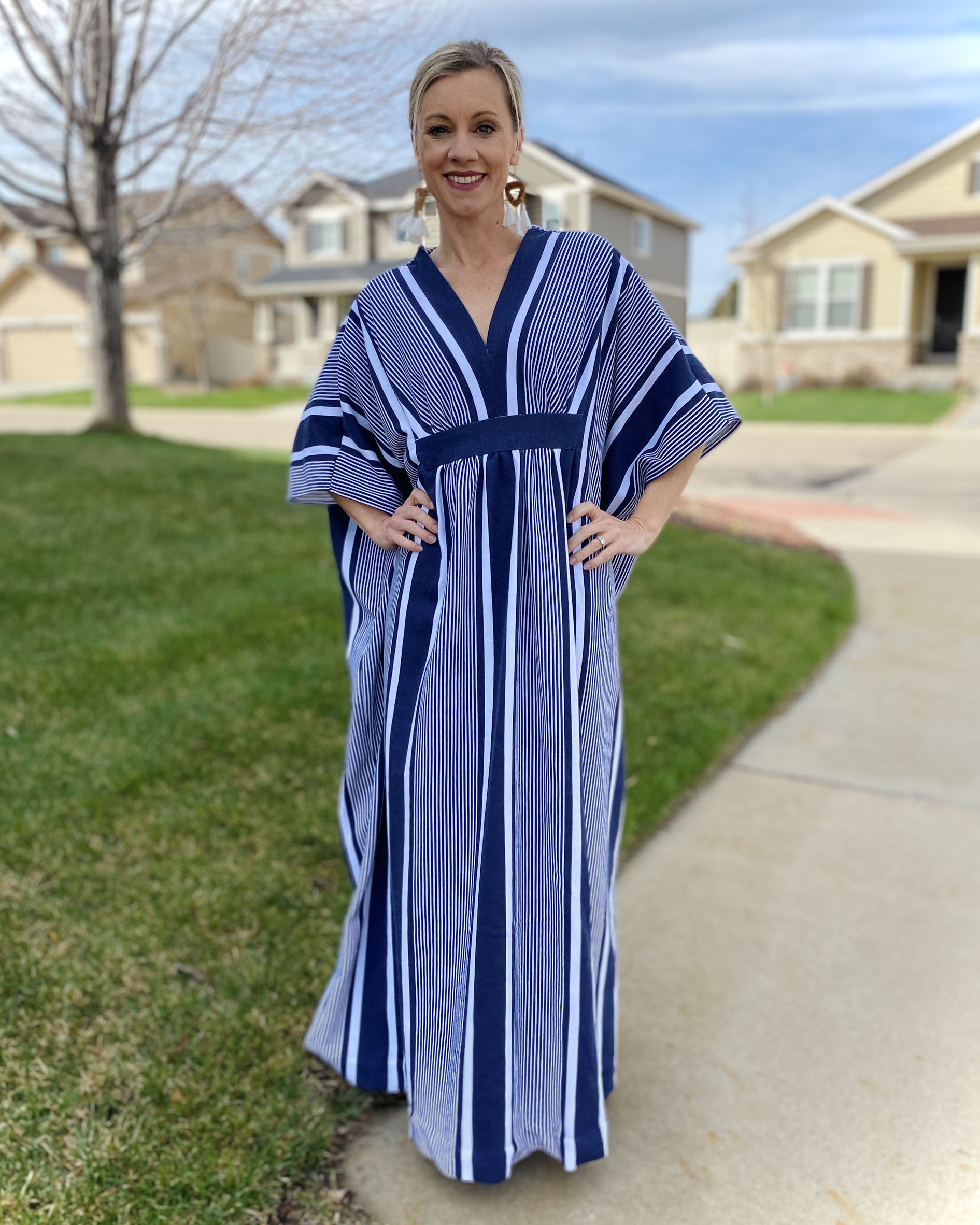 DIY Striped Caftan: Simplicity 8505 - Indoor Shannon