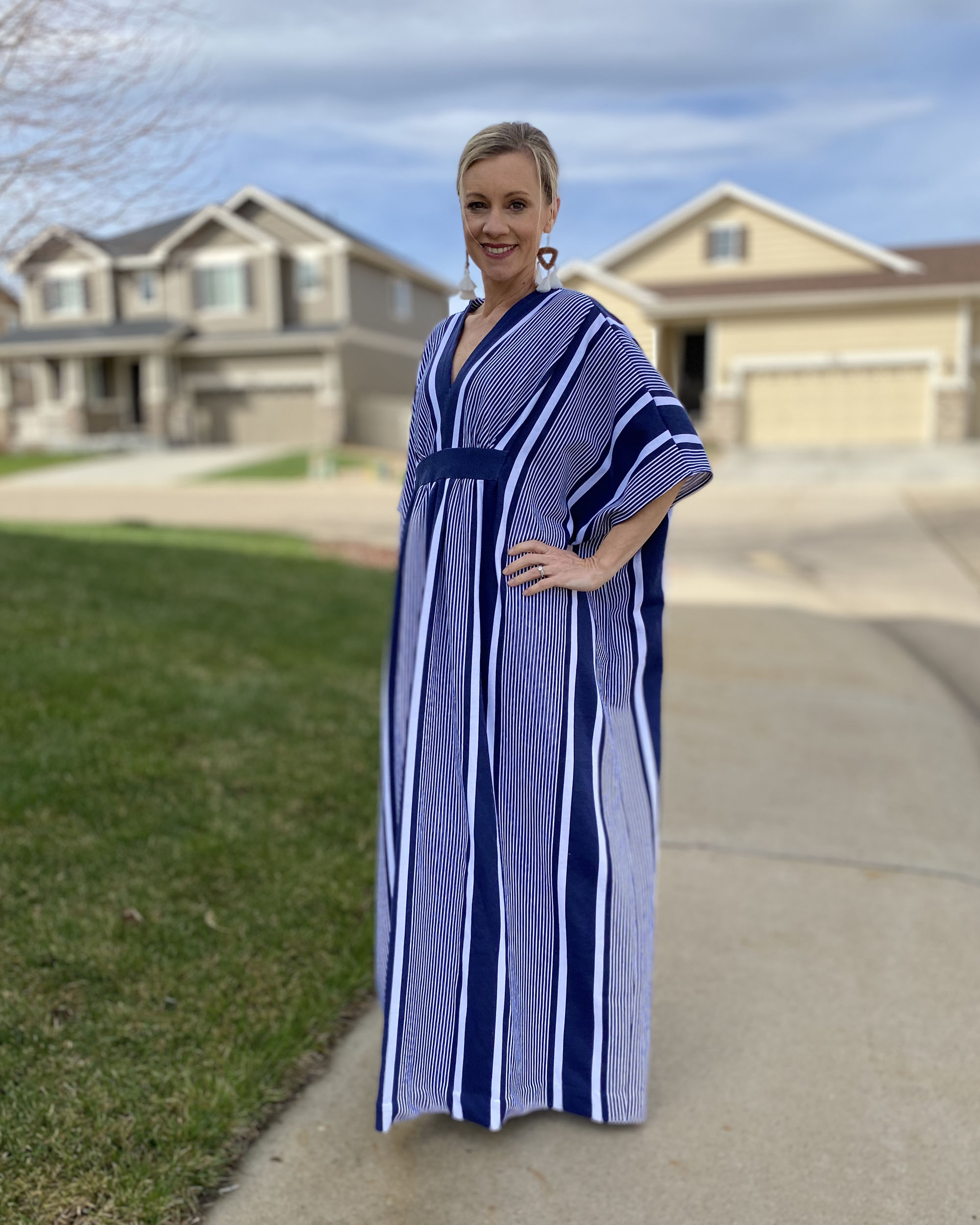 DIY Striped Caftan: Simplicity 8505 - Indoor Shannon