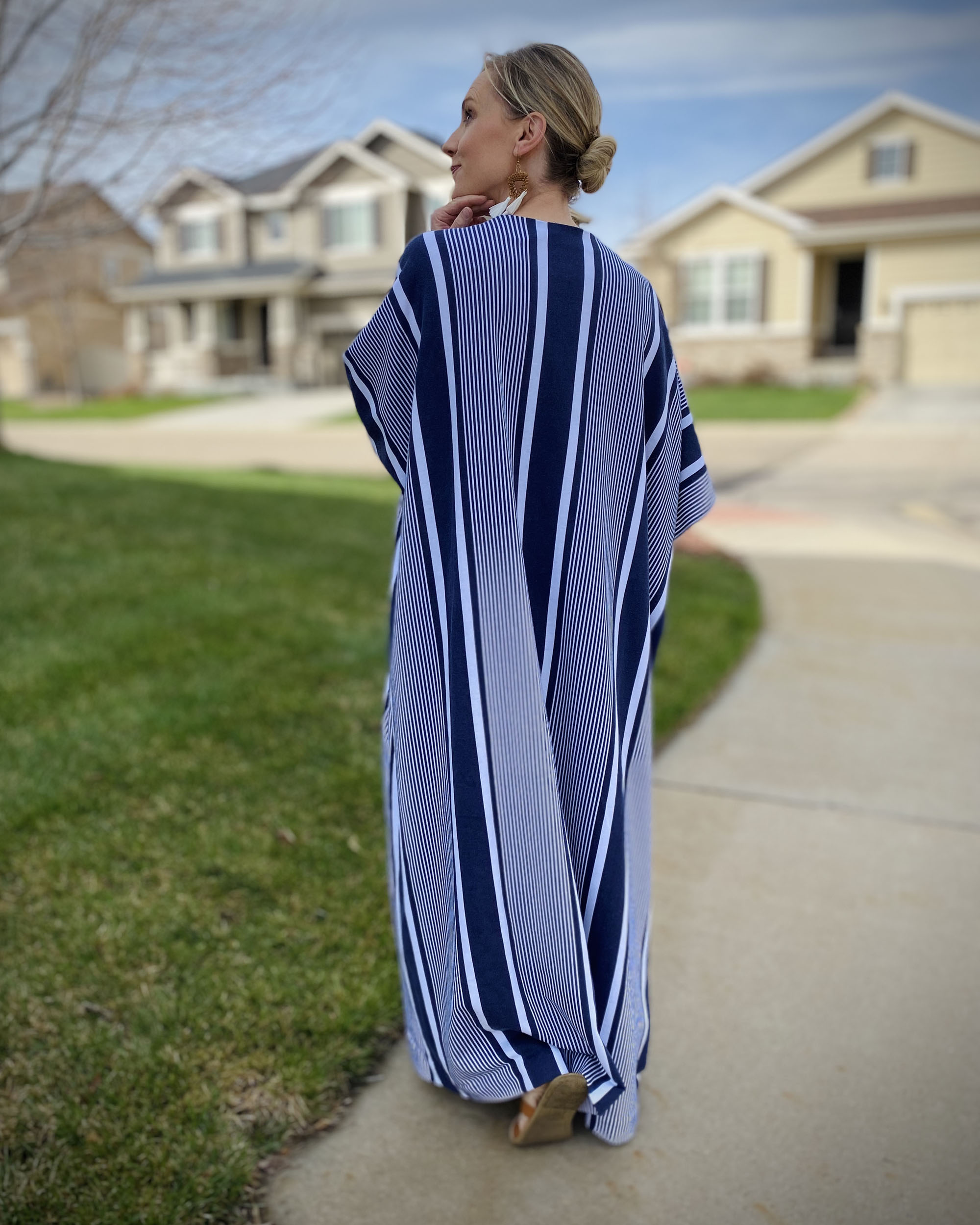 DIY Striped Caftan: Simplicity 8505 - Indoor Shannon