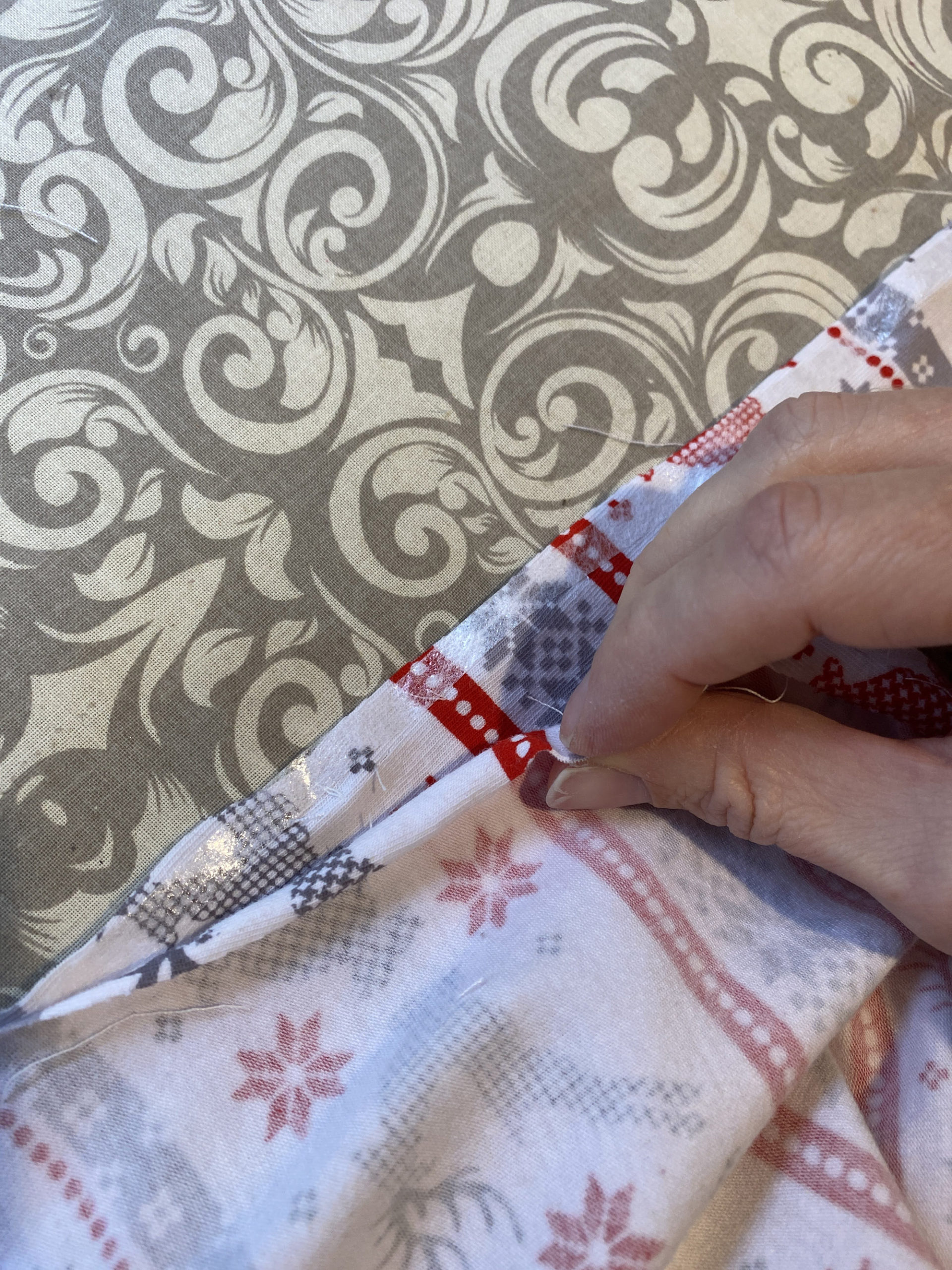 How to Match Prints on your Seams Easily - Indoor Shannon